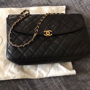 Chanel black classic lamb skin purse